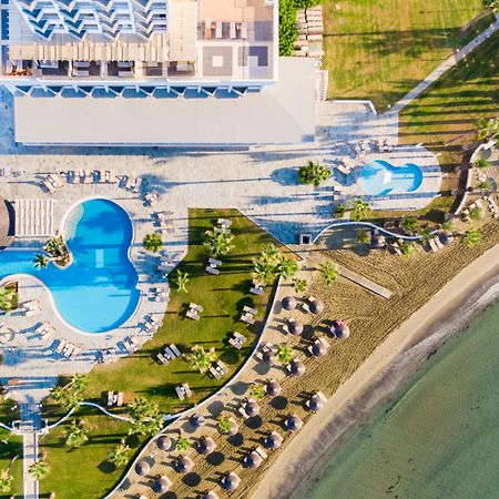 Golden Bay Beach Hotel Larnaca Exterior foto